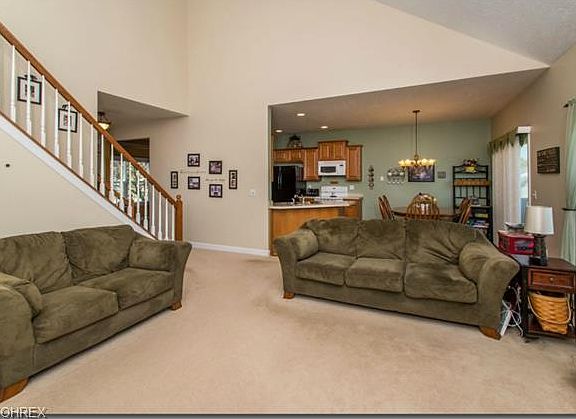 5th image of 591 Catawba Dr