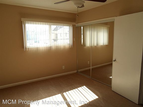 4th image of 7548 Lexington Ave APT 13