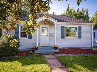 5704 Tioga St, Duluth, MN 55804