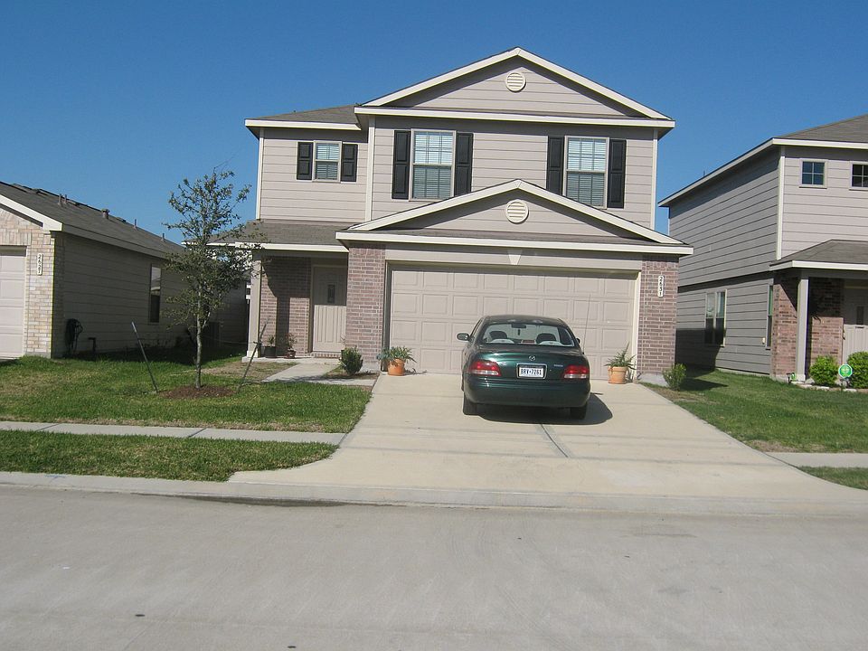 1st image of 2631 Cyrus Hill Dr
