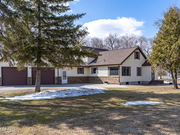 42427 170th St SW, East Grand Forks, MN 56721