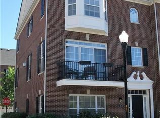 95 11th St NW, Carmel, IN 46032