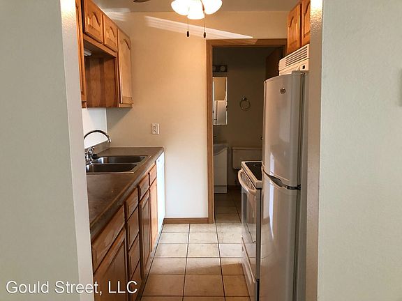 5th image of 920 Gould St APT 11