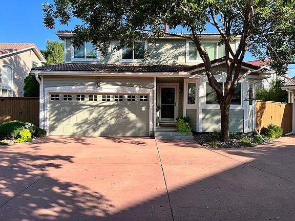 2 car garage and no maintenance front - snow removal included!