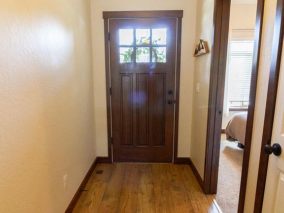 2nd image of 6701 N Idlewood Dr