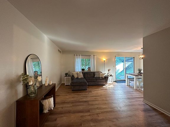 4th image of 2713 Valley Trails Dr