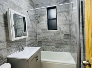 25-69 35th St #1ZA, Astoria, NY 11103