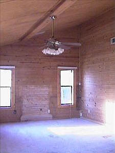 5th image of 722 Moonlight Dr