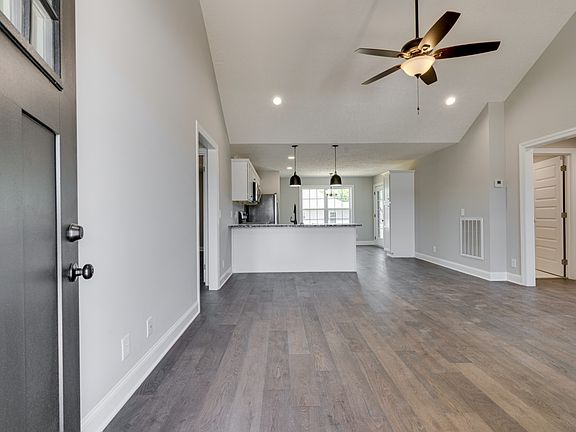 4th image of 218 Graham Way Lot 70