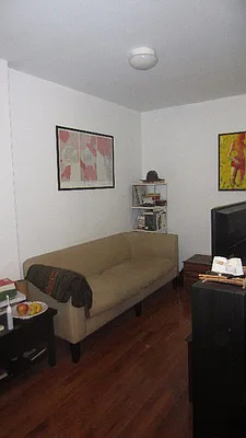 Rented by Jade Stone Real Estate Consulting | media 9