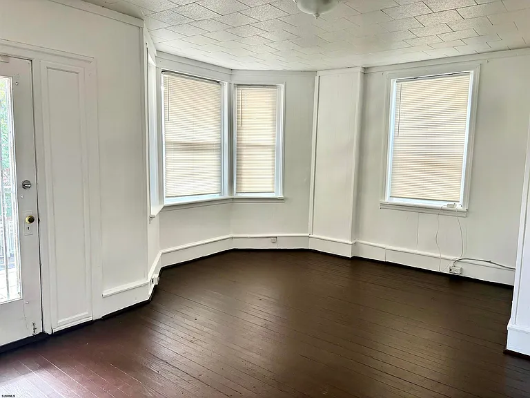 117 N Georgia Ave #2 — Photo 2