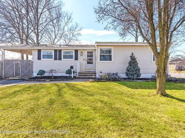 284 Middle Road, Hazlet, NJ 07730