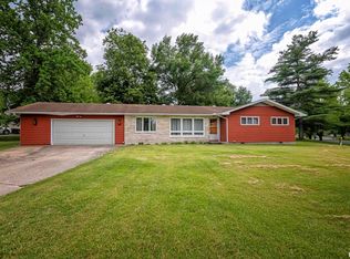 65 Candy Ln, Murphysboro, IL
