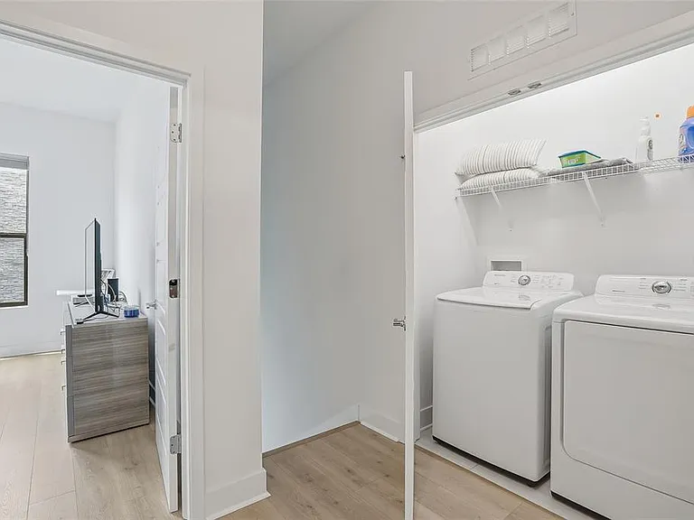 4810 W McElroy Ave #30 — Photo 32