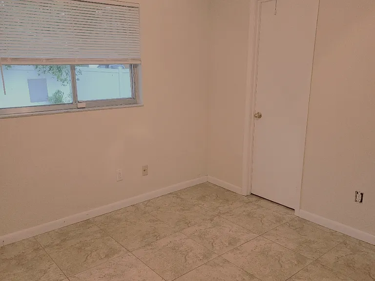 bedroom2