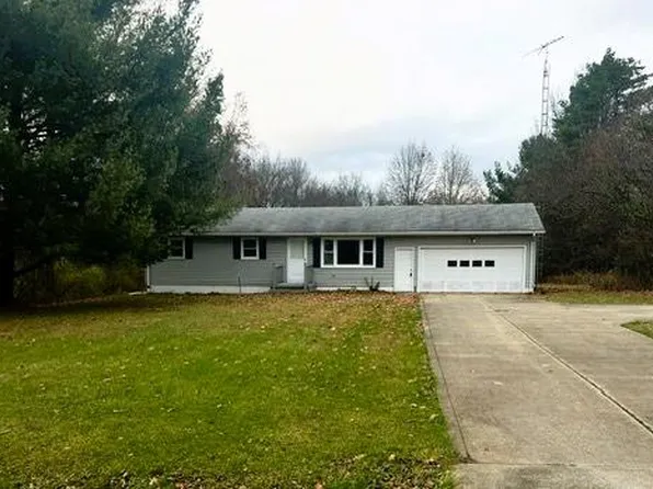 6784 Remlinger Rd, Crestline, OH 44827