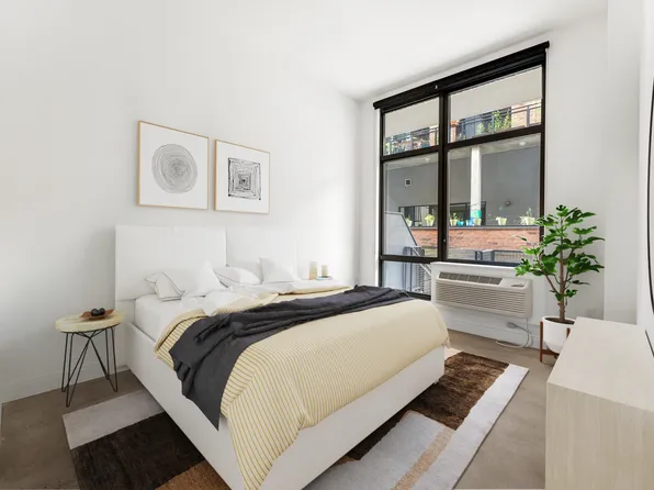 148 1st Street image 145 of 204