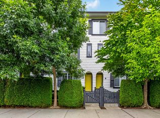 16357 15th Ave #4, Surrey, BC V4A0C2