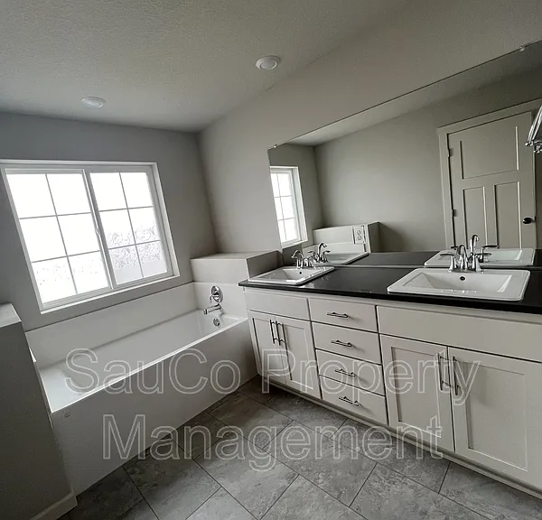 31407 NW Yorkshire St — Photo 9