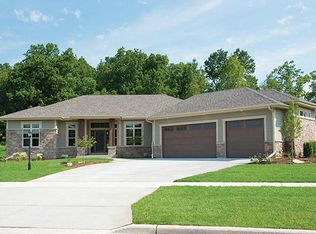 N75W23984 Overland Rd, Sussex, WI 53089