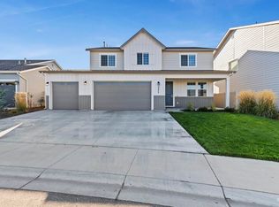 5373 S Perlite Ave, Meridian, ID 83642