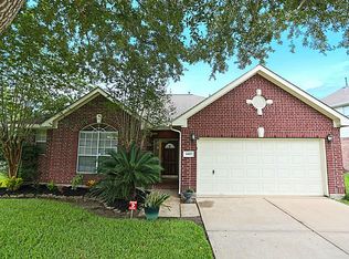 4405 Running Pine Dr, League City, TX 77573