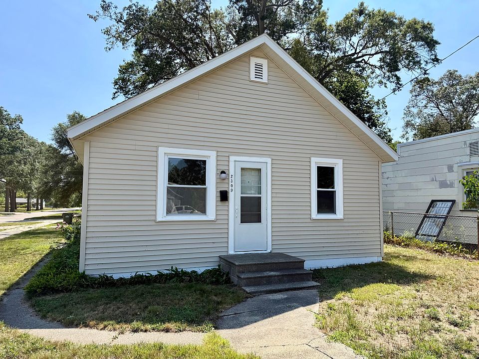 1st image of 2309 Philo Ave
