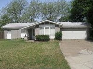5628 Cloverdale Dr, Fort Worth, TX 76134