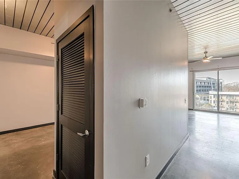 620 Glen Iris Dr NE #501 — Photo 31