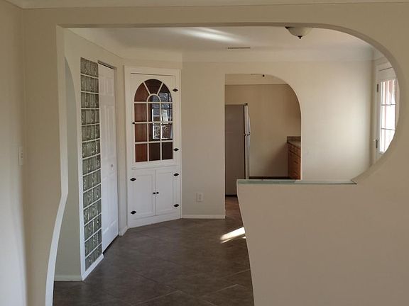 3rd image of 5305 Leon Ct