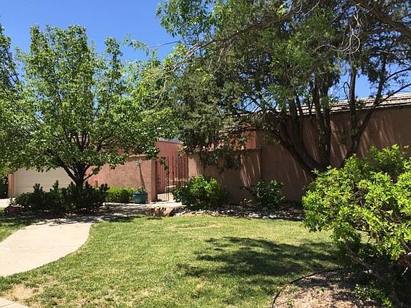 2nd image of 1401 Avenida Manana NE