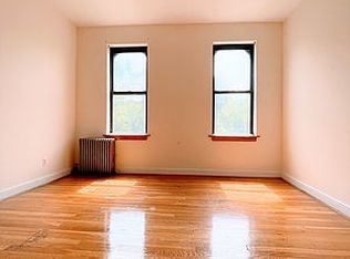 32-36 48th St #2R, Astoria, NY 11103