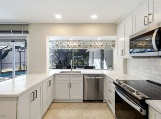 1334 Vesper Dr, Fort Myers, FL 33901