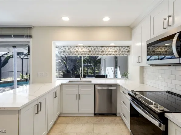 1334 Vesper Dr, Fort Myers, FL 33901