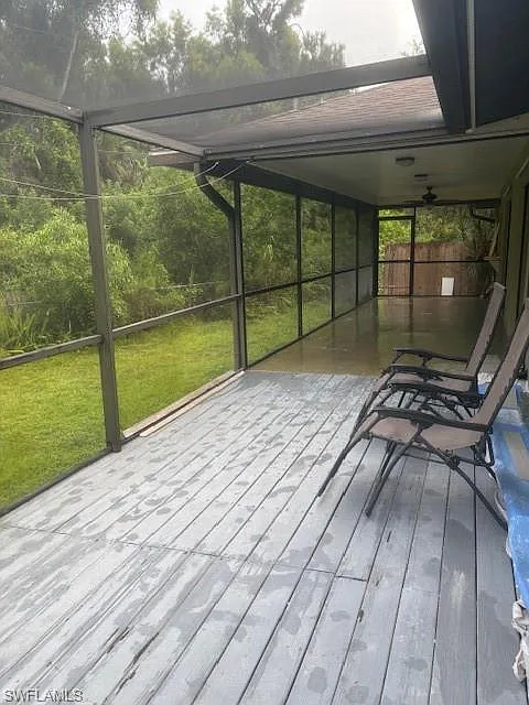 3 bed, 2.0 bath, 1758 sqft, $3,000 — Photo 2