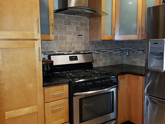 5th image of 1458 W 146th St