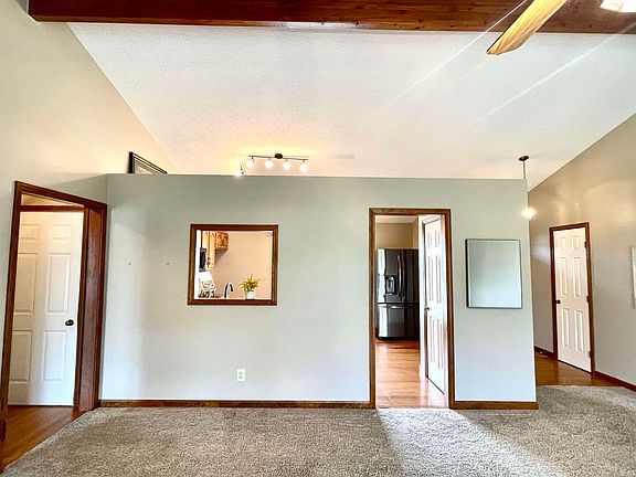 5th image of 2109 N Waterbury Dr