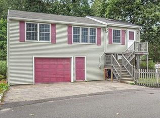 84 Mascuppic Trl, Tyngsboro, MA 01879