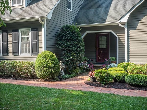4th image of 1415 Ashfield Ct