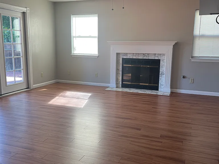 3648 Schooner Dr — Photo 2