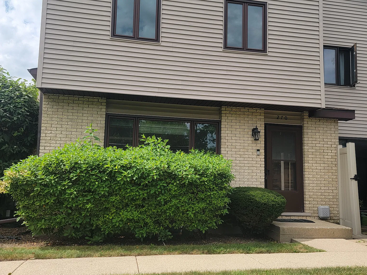 2 bed, 1565 sqft, $2,650 — Photo 4