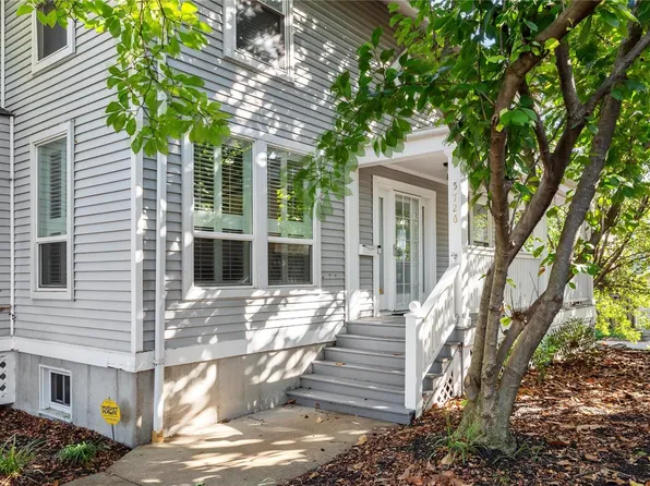 5726 Kingsbury Pl, Saint Louis, MO 63112