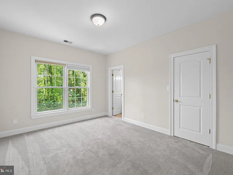 1310 Forestwood Dr — Photo 26