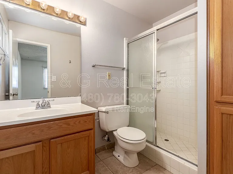 4013 S Hazelton Ln — Photo 17