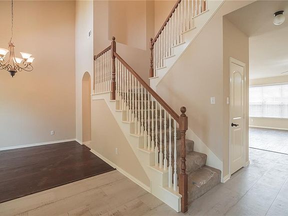 3rd image of 11575 Jasper Dr