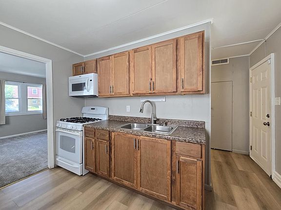 4th image of 4608 N 45th STREET