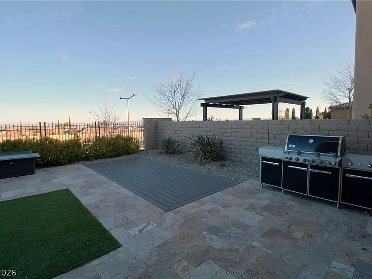 24 Brigola St — Photo 24