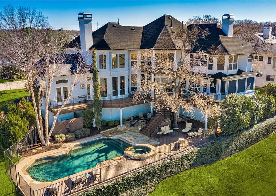 1st image of 2881 Timber Crest Ln