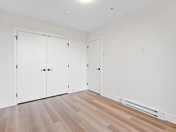 4th image of 10778 138th St #509