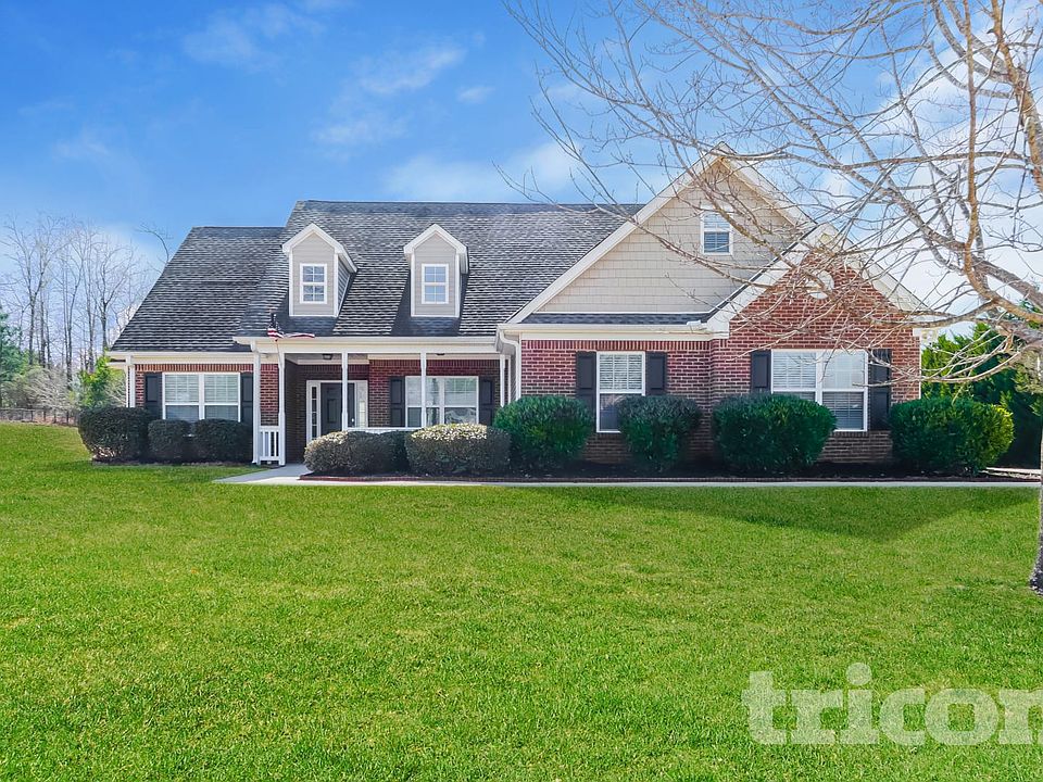 1st image of 175 Saddle Ln